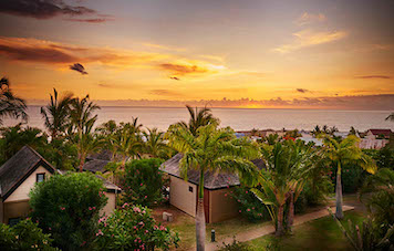 coucher de soleil sur l'hotel iloha